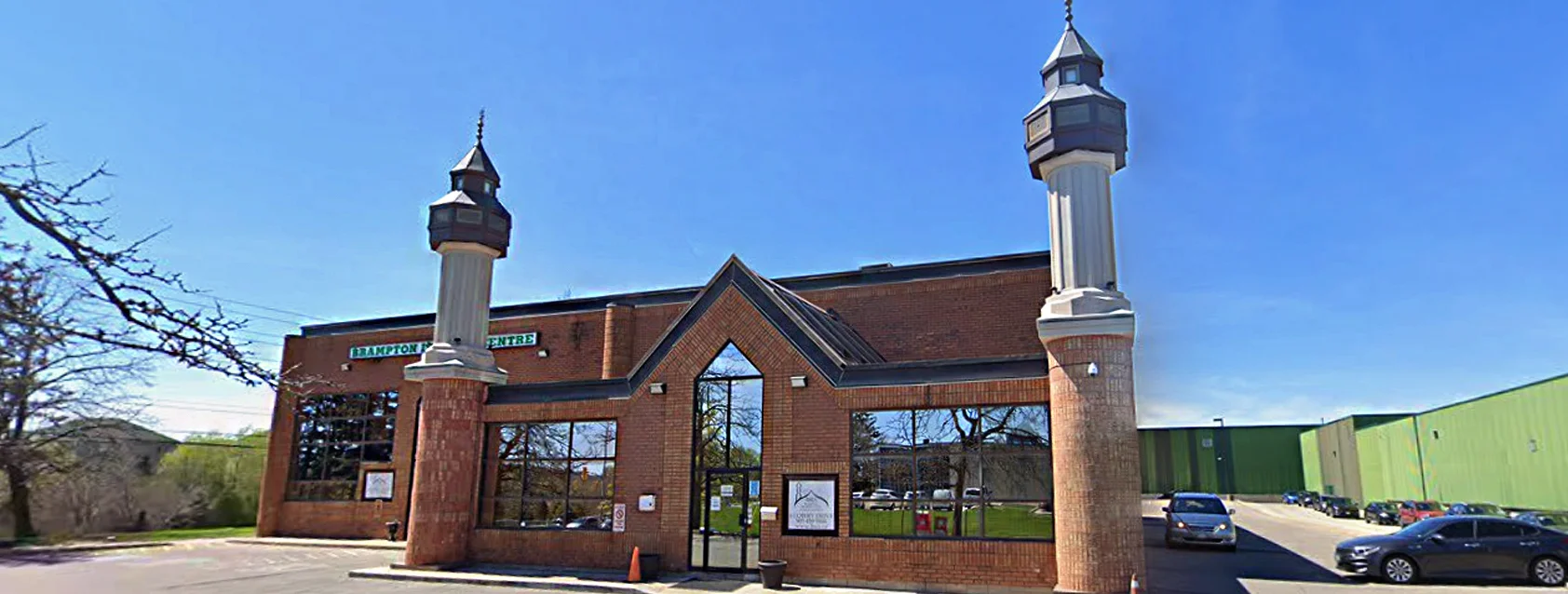 Exterior view of Brampton Islamic Centre Brampton building
